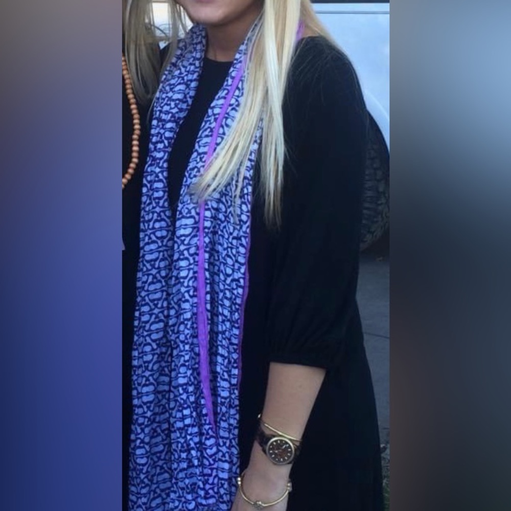 Printed scarf